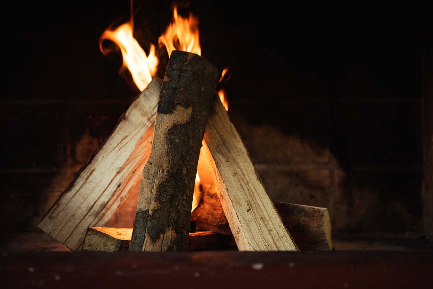 Offener Kamin im Galzig Hotel Arlberg